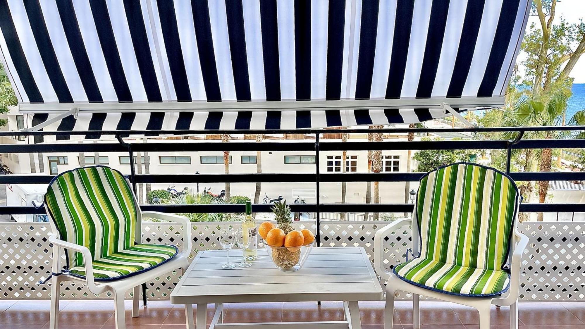 Beachfront 1Br Apartment In Center Of Marbella! Esterno foto